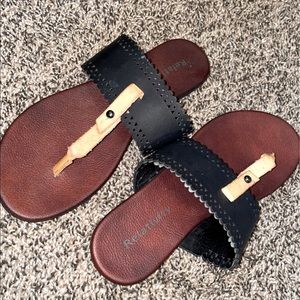 Women’s sandals